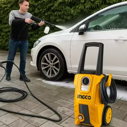 Nettoyeur haute pression pour véhicule complet avec pistolet pulvérisateur